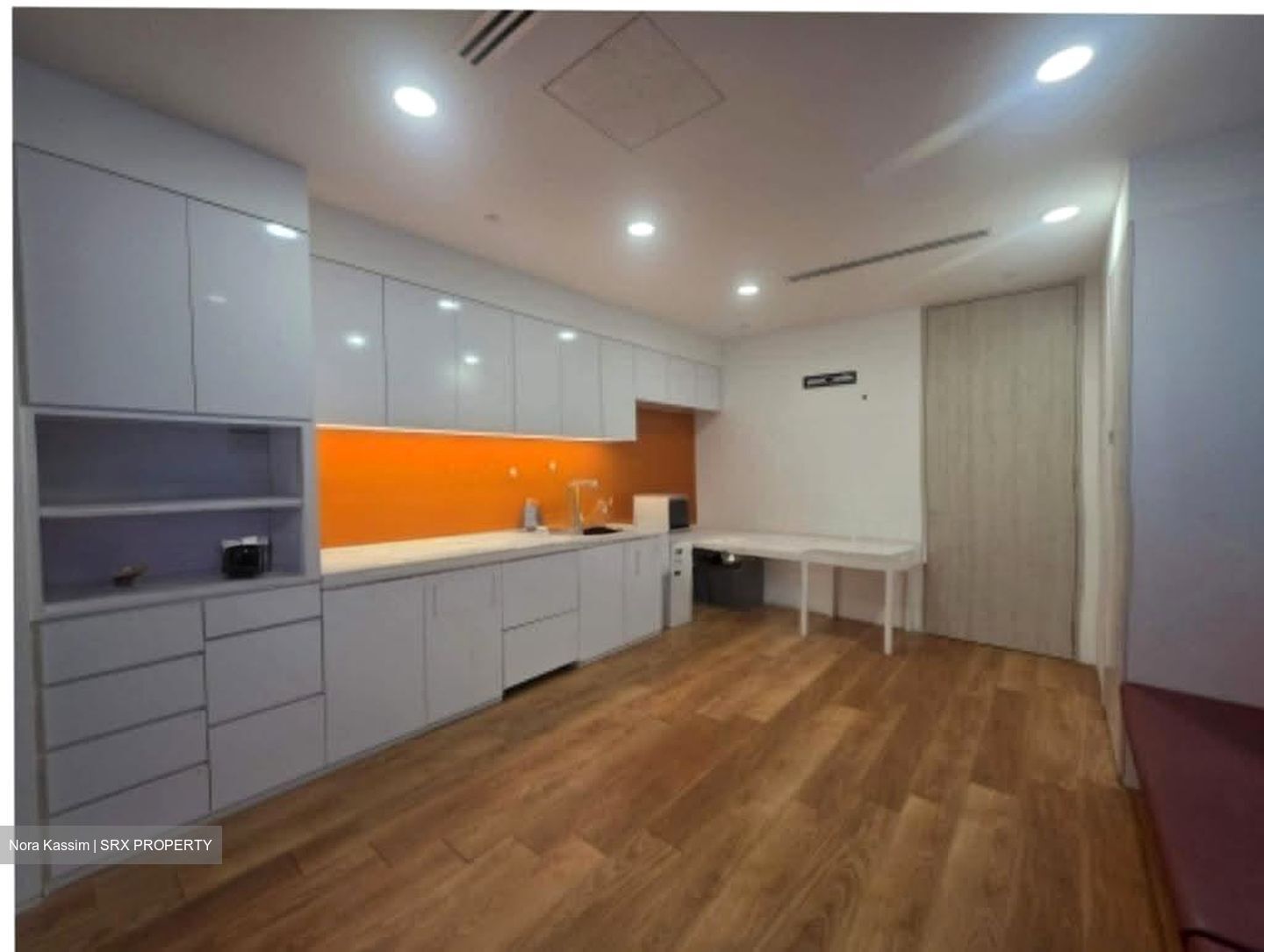 MYP Plaza (D1), Office #637247421
